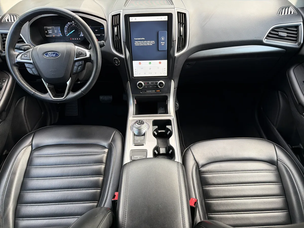 2024 Ford Edge SEL thumbnail 3