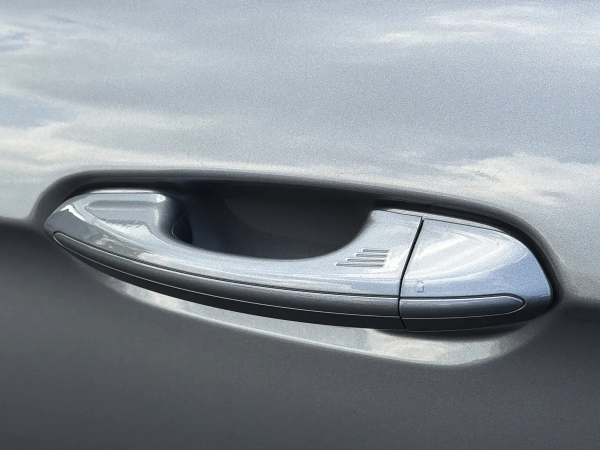 2024 Ford Edge SEL thumbnail 30