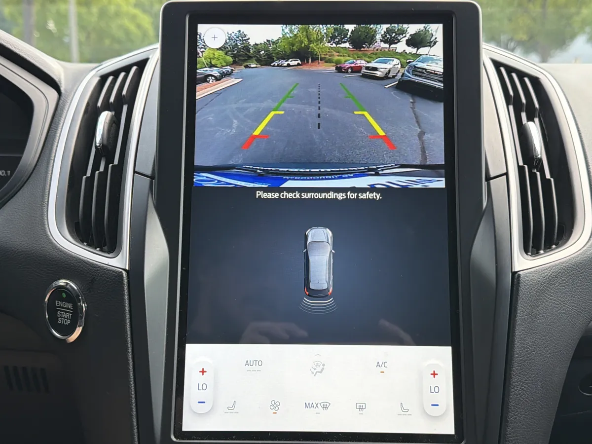 2024 Ford Edge SEL thumbnail 4