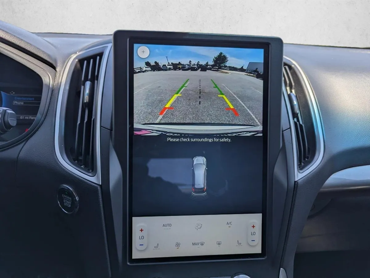 2024 Ford Edge SEL thumbnail 18