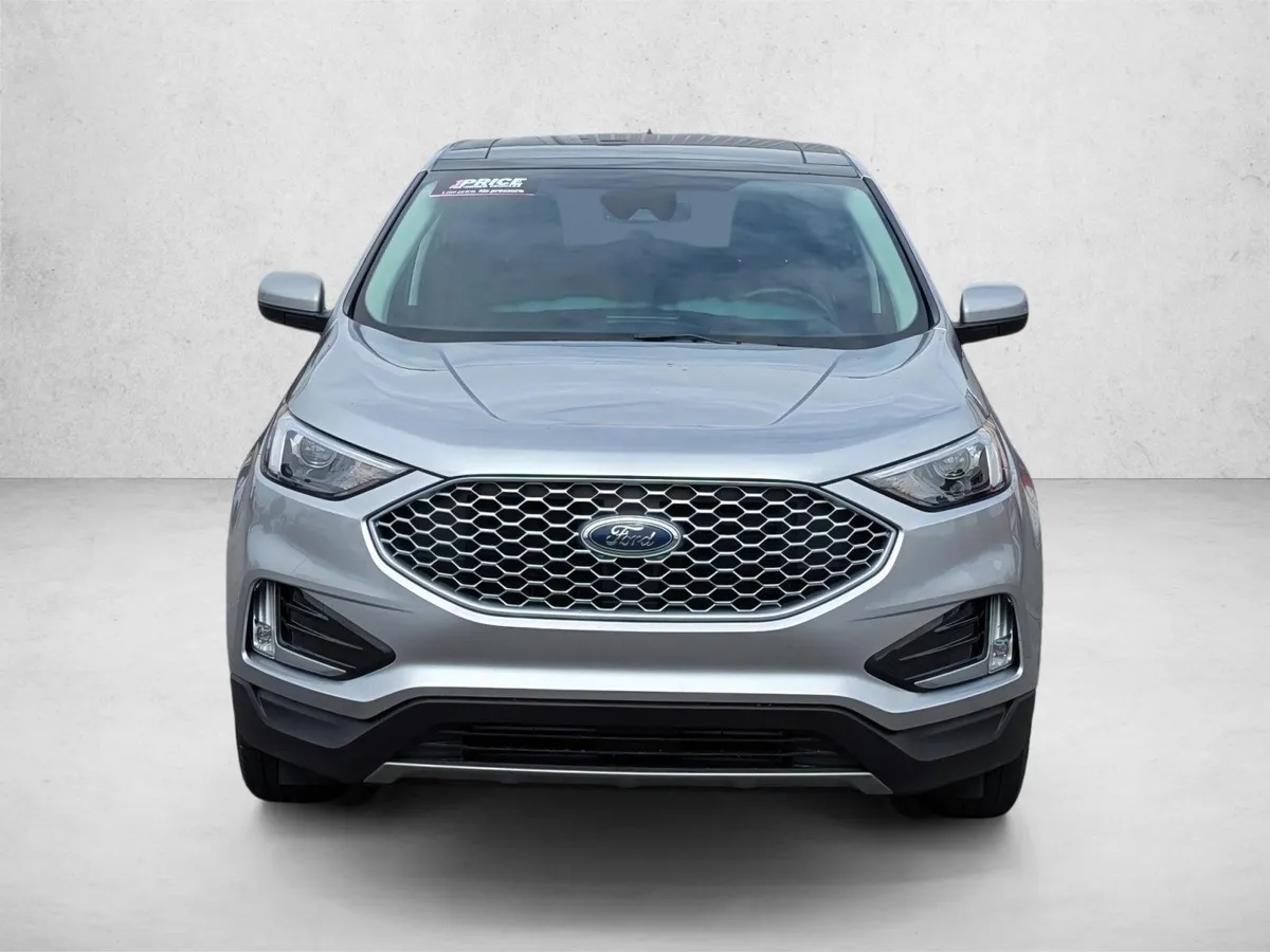 2024 Ford Edge SEL thumbnail 2