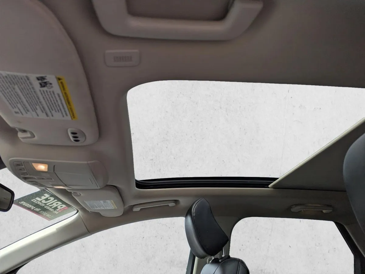 2024 Ford Edge SEL thumbnail 21