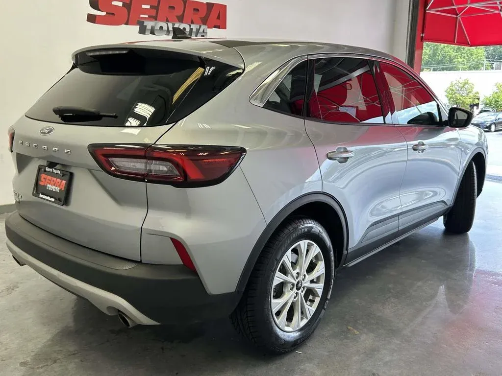2024 Ford Escape Active thumbnail 3