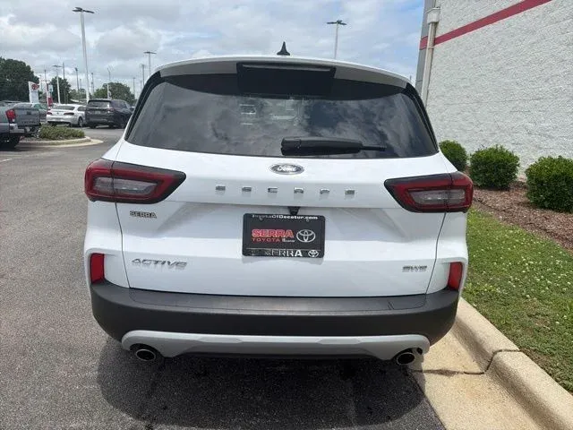 2024 Ford Escape Active thumbnail 8