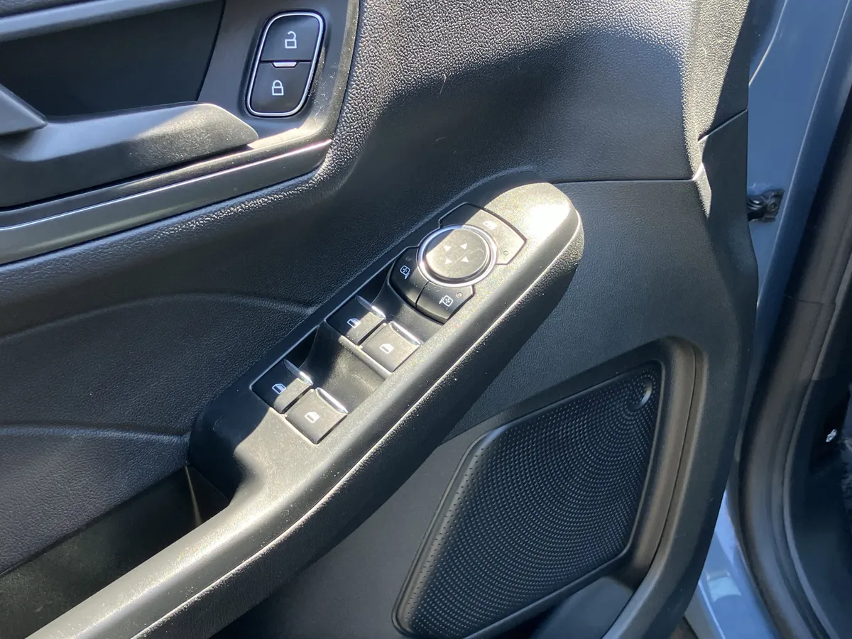 2024 Ford Escape Active FWD thumbnail 15