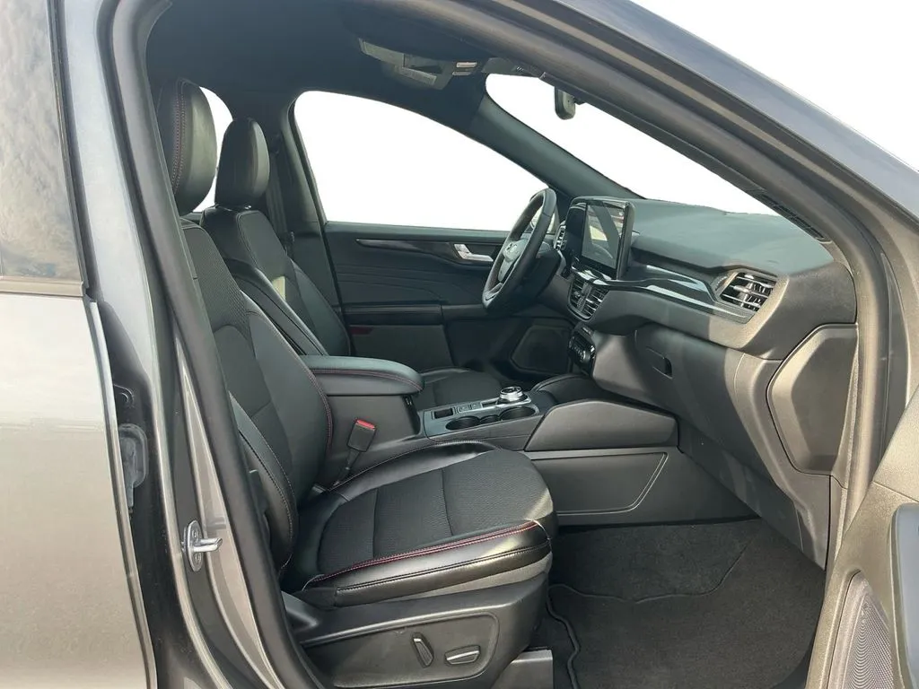 2024 Ford Escape Hybrid ST-Line Elite thumbnail 22