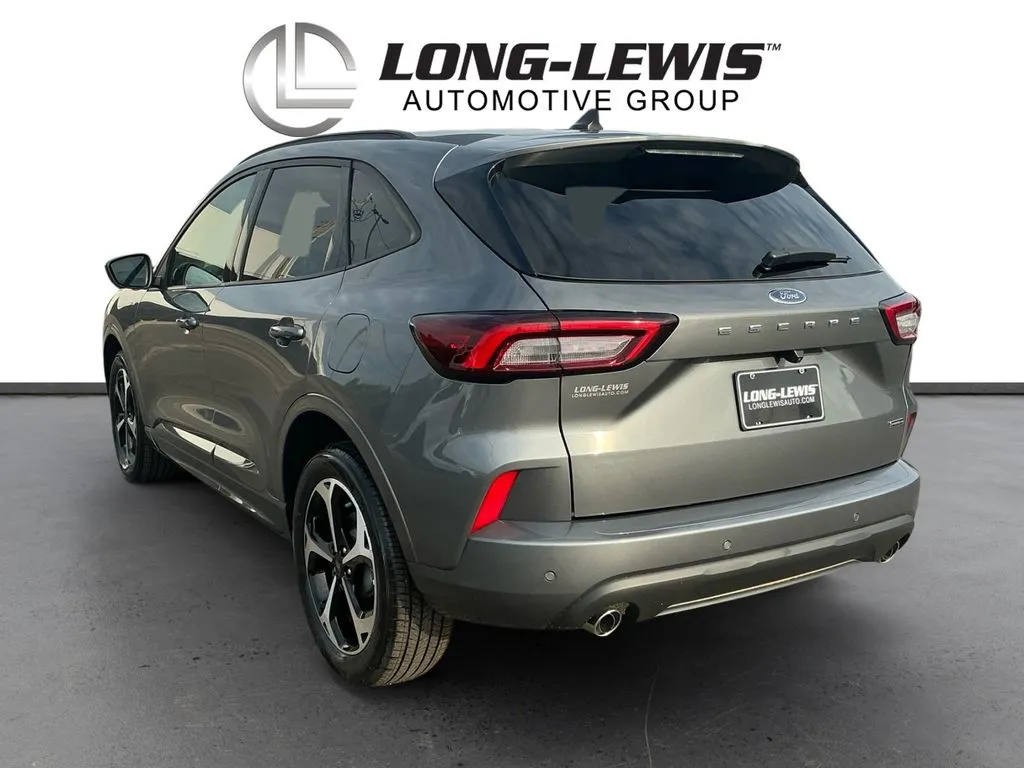 2024 Ford Escape Hybrid ST-Line Elite thumbnail 4