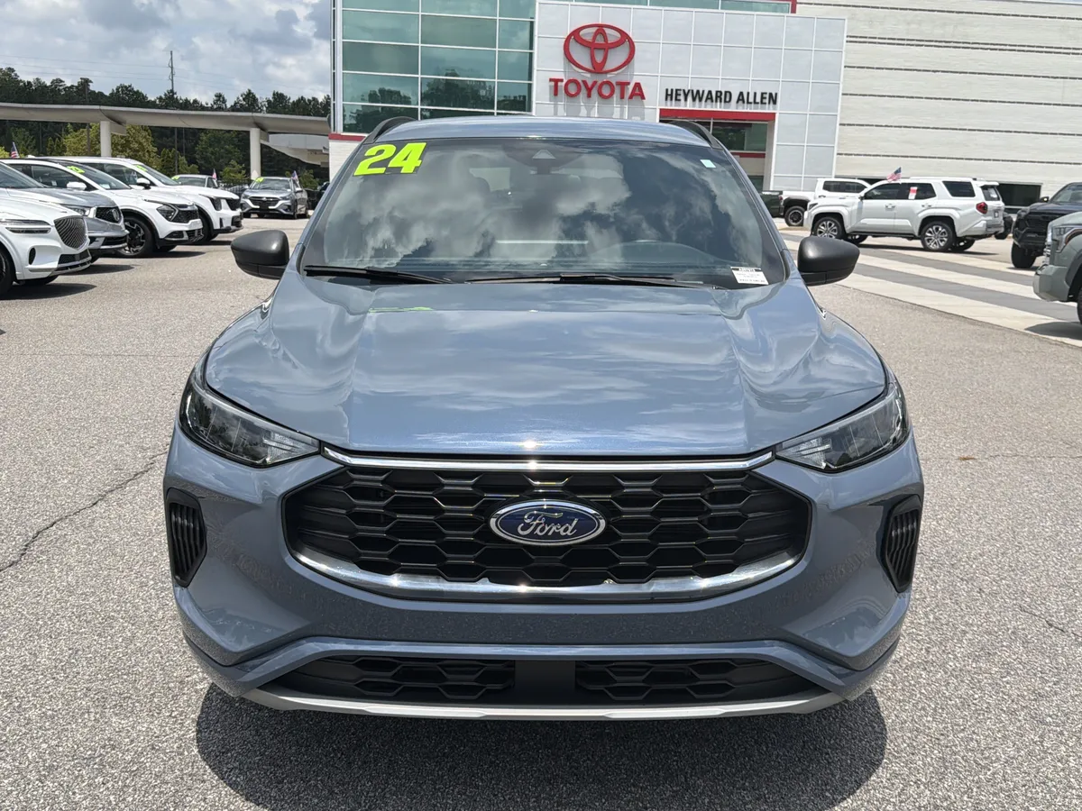 2024 Ford Escape ST-Line thumbnail 14