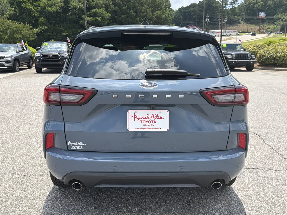 2024 Ford Escape ST-Line thumbnail 18