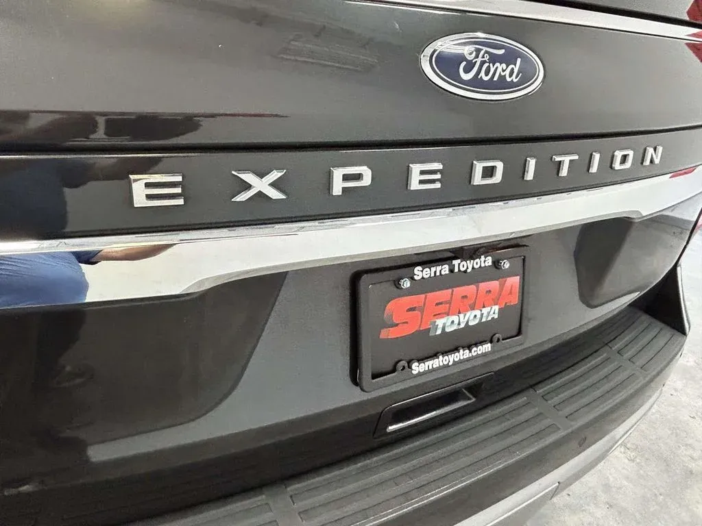 2024 Ford Expedition Limited thumbnail 11