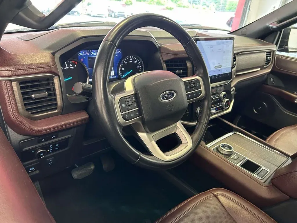 2024 Ford Expedition Limited thumbnail 15
