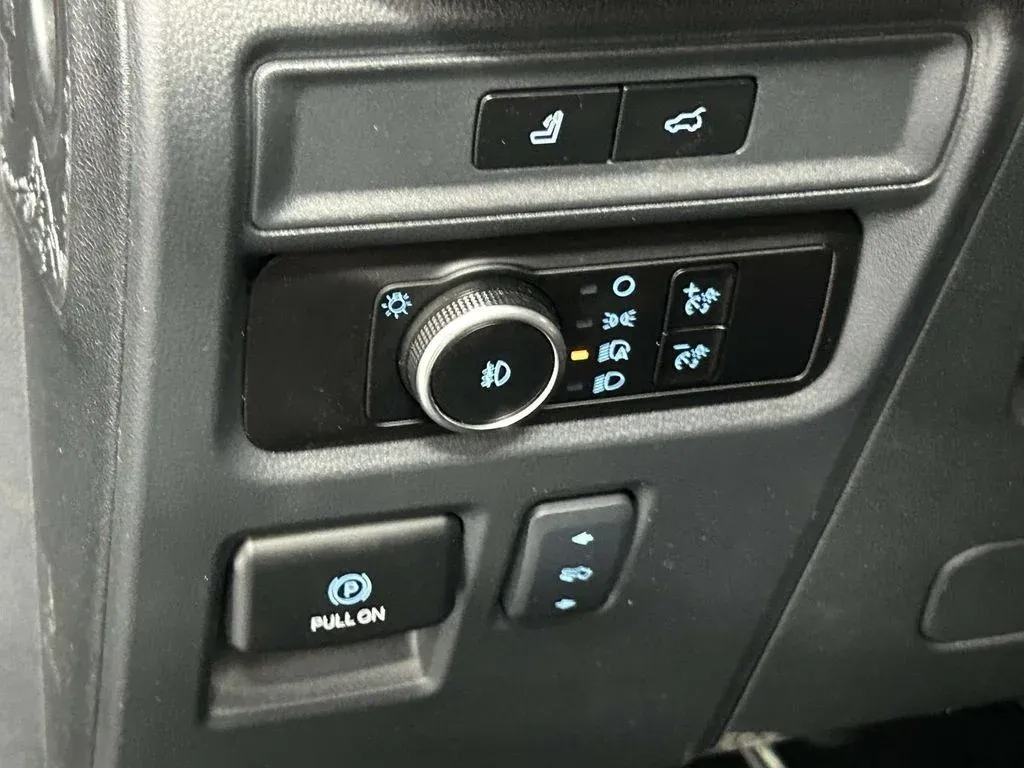 2024 Ford Expedition Limited thumbnail 21