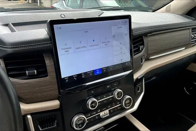 2024 Ford Expedition Limited thumbnail 22