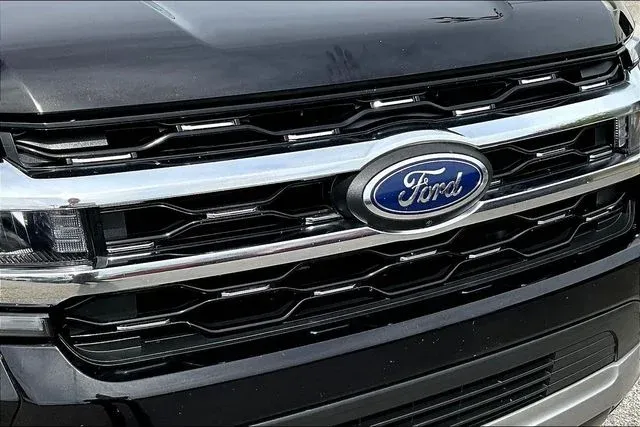 2024 Ford Expedition Limited thumbnail 29