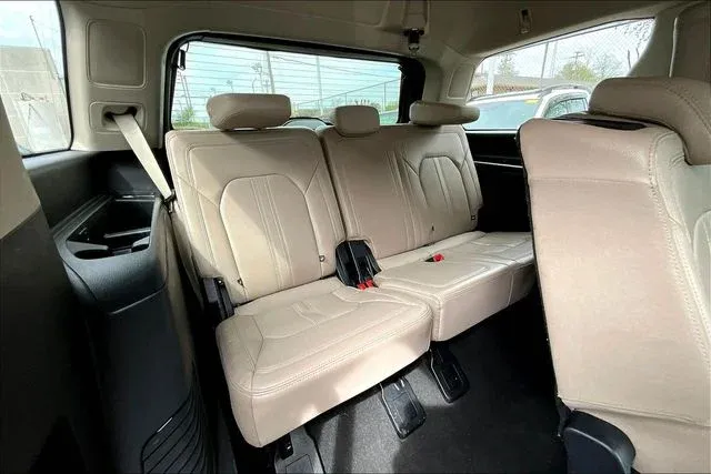 2024 Ford Expedition Limited thumbnail 31