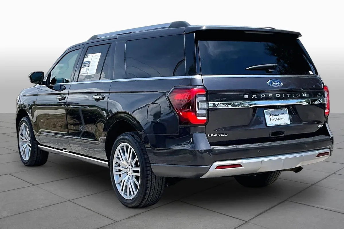 2024 Ford Expedition Max Limited thumbnail 19