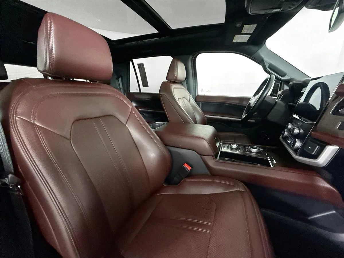 2024 Ford Expedition Max Limited thumbnail 42