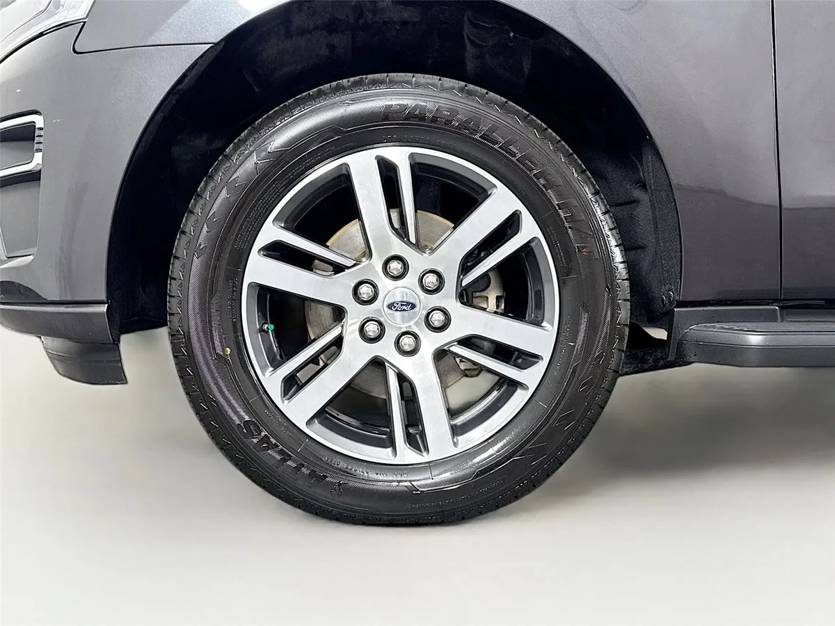 2024 Ford Expedition Max Limited thumbnail 45