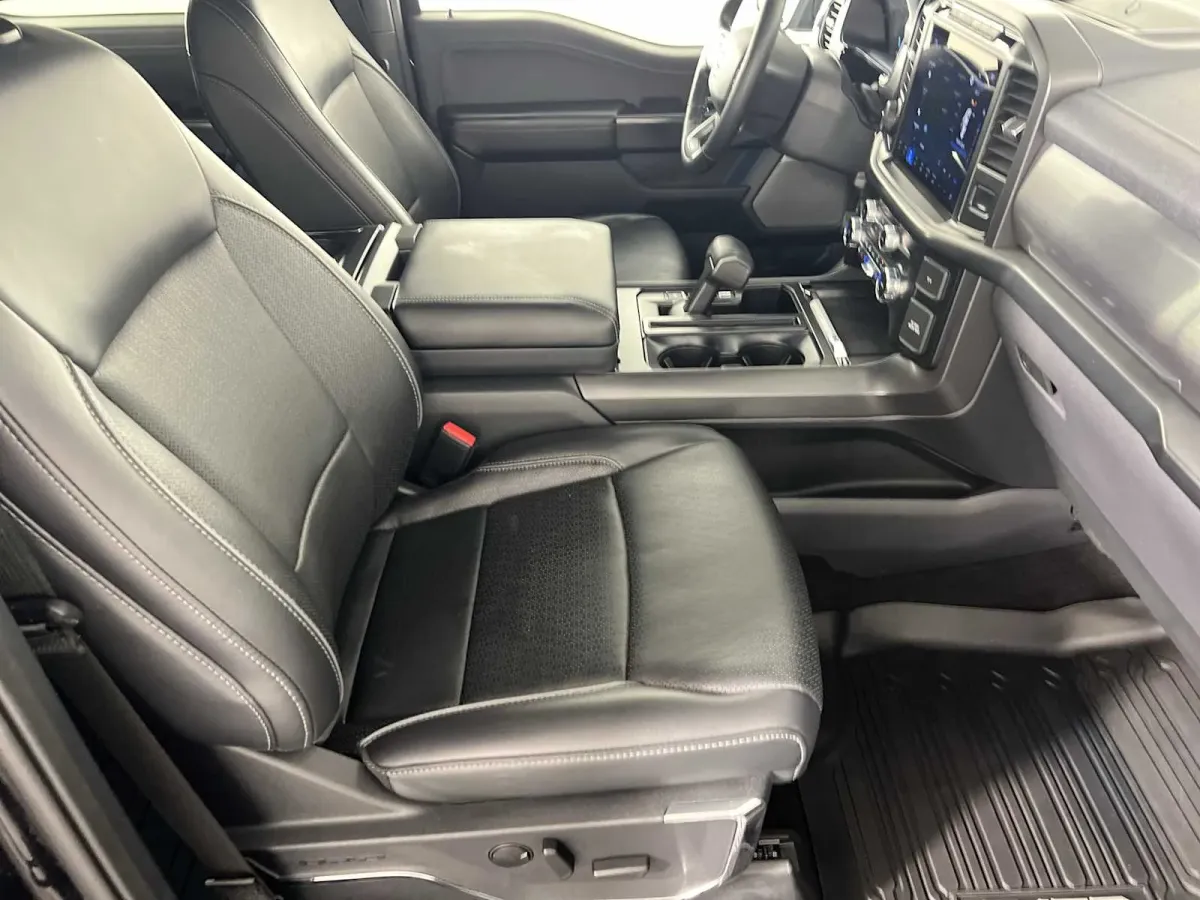 2024 Ford F-150 LARIAT thumbnail 20