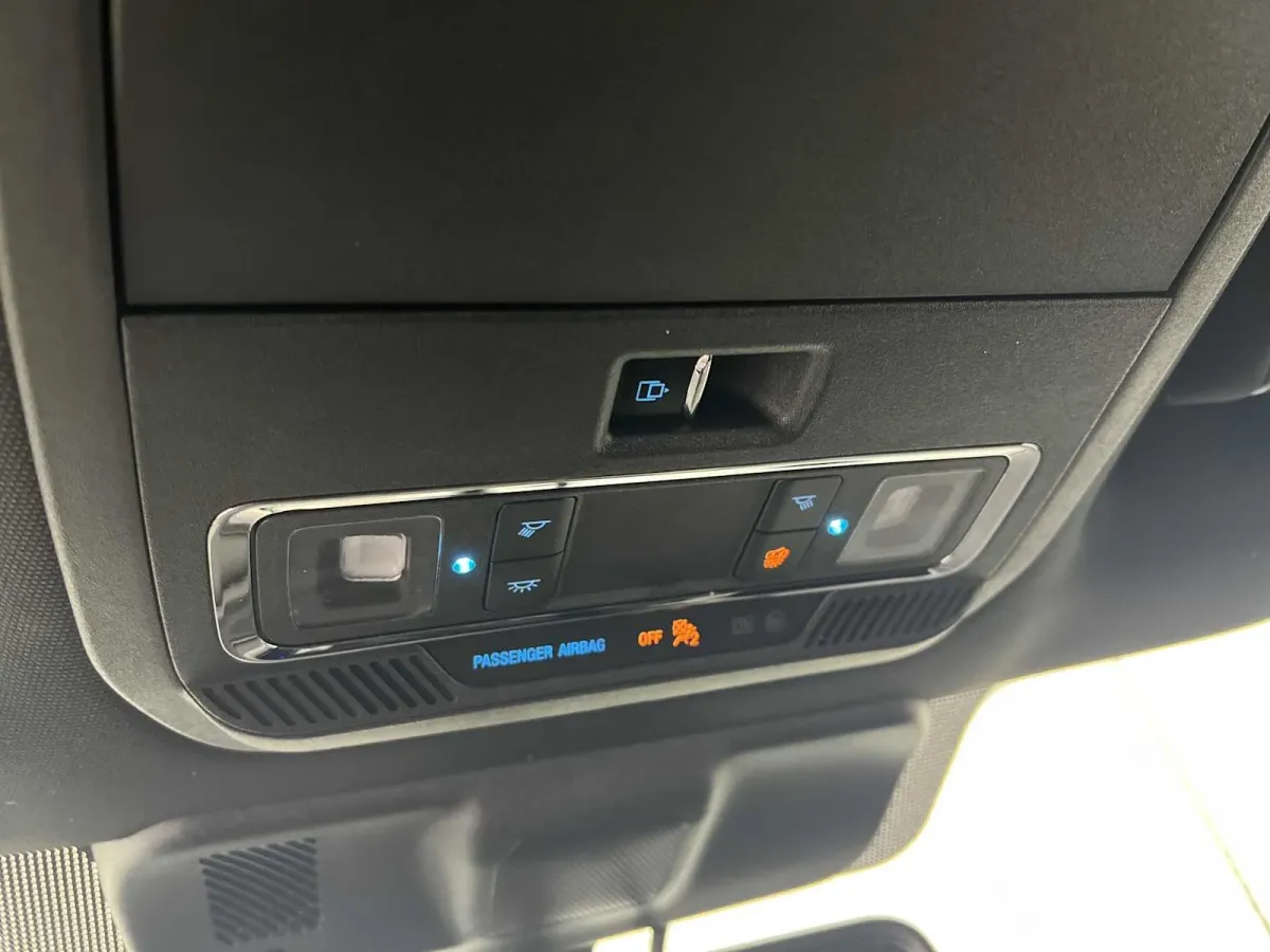 2024 Ford F-150 LARIAT thumbnail 31