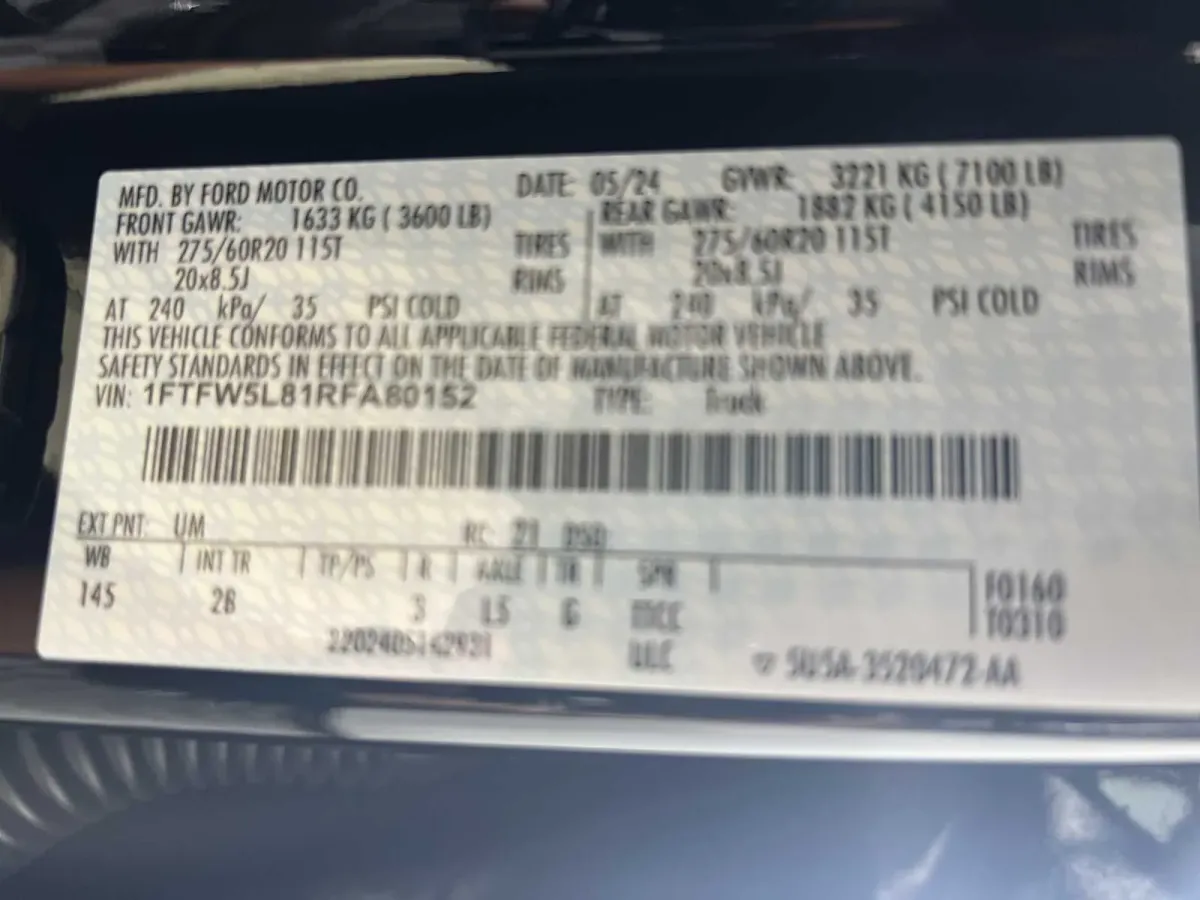 2024 Ford F-150 LARIAT thumbnail 40