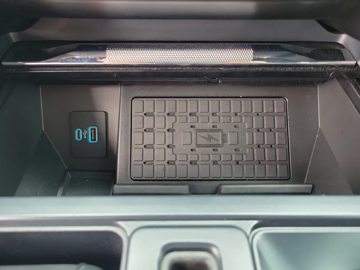 2024 Ford F-150 LARIAT thumbnail 15