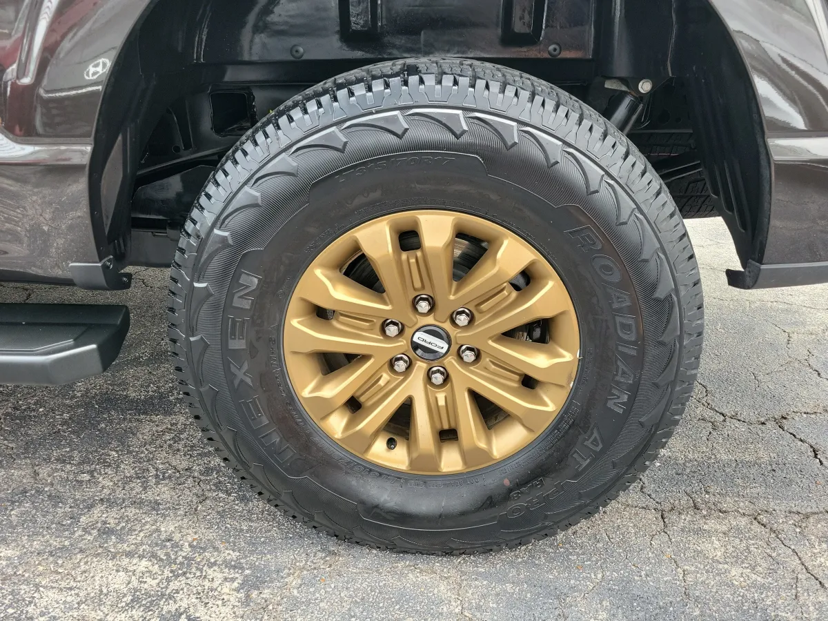 2024 Ford F-150 LARIAT thumbnail 33