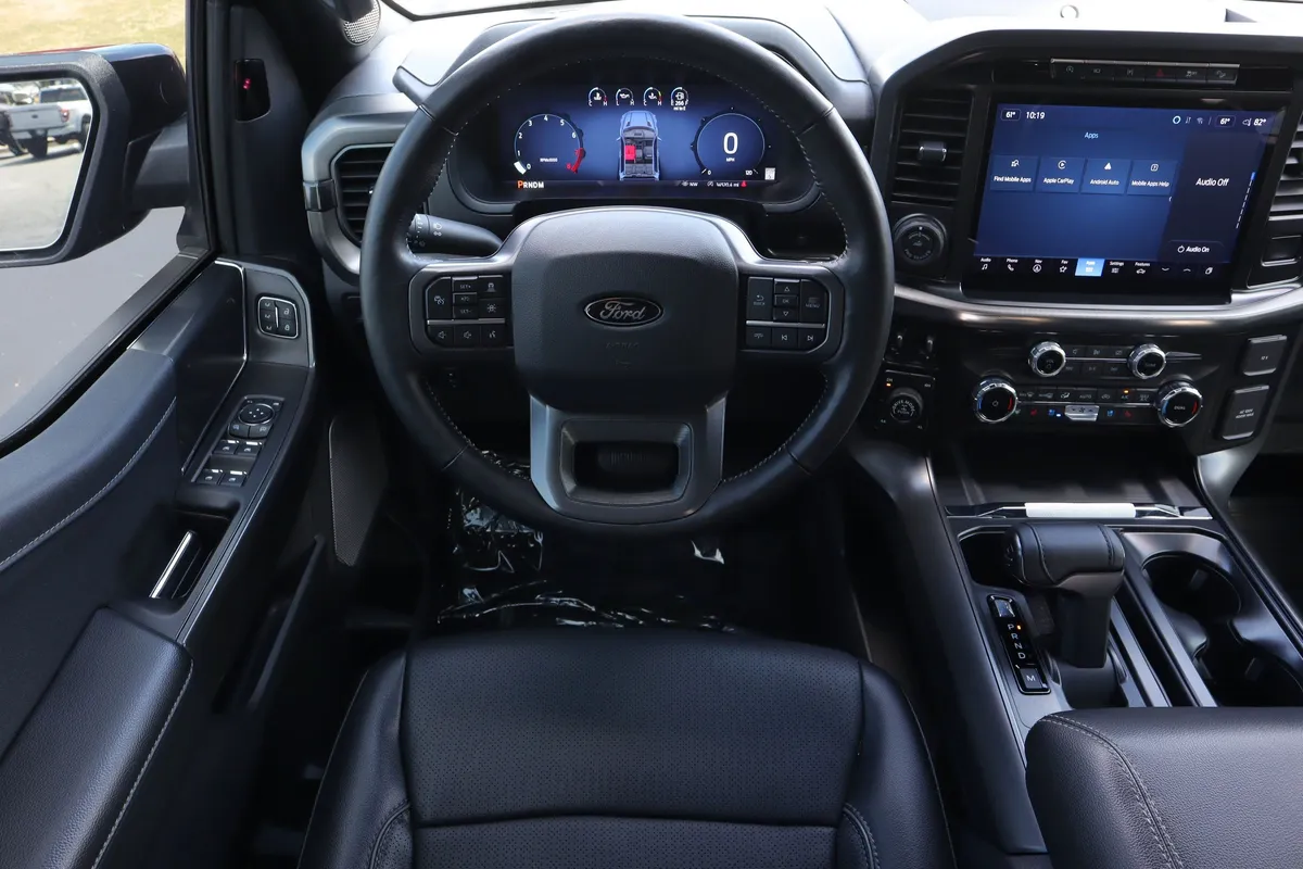 2024 Ford F-150 LARIAT thumbnail 30