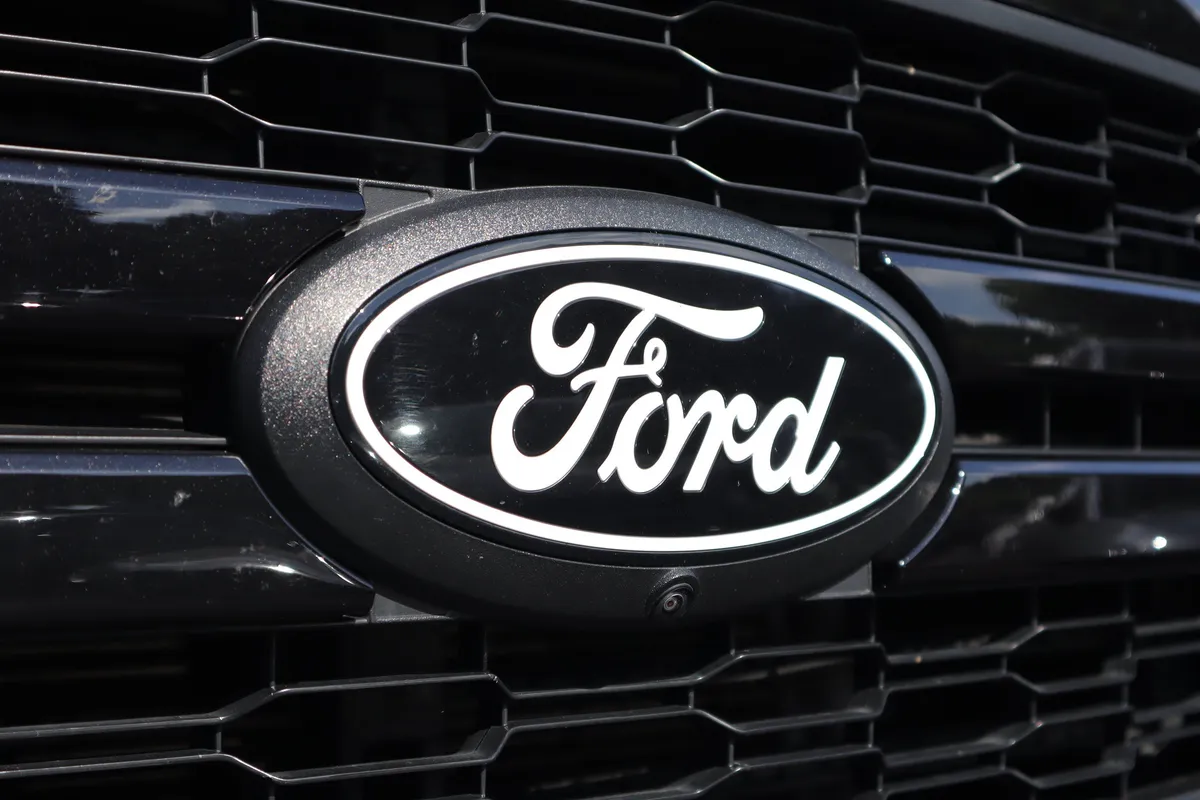 2024 Ford F-150 LARIAT thumbnail 34