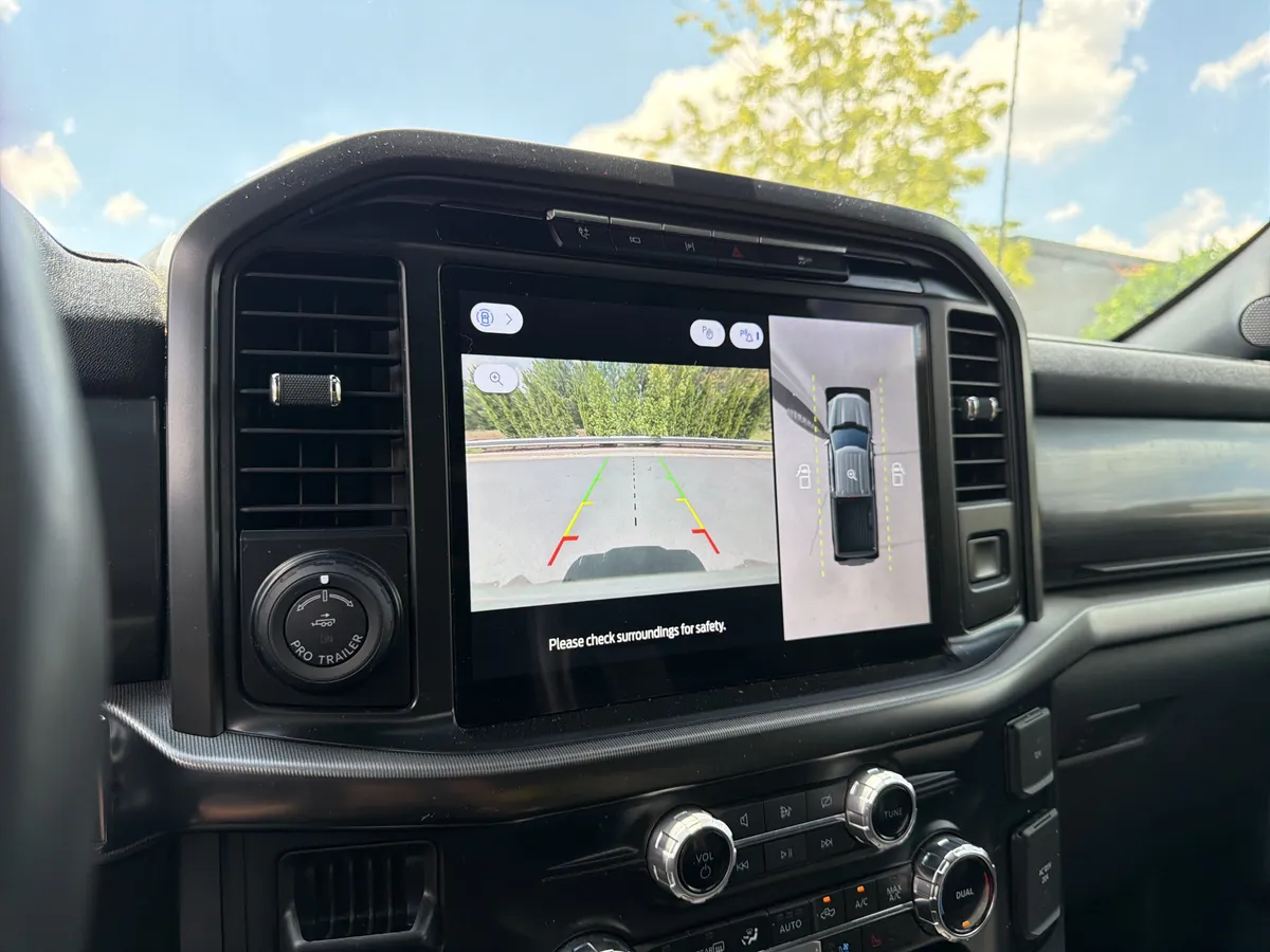 2024 Ford F-150 LARIAT thumbnail 20