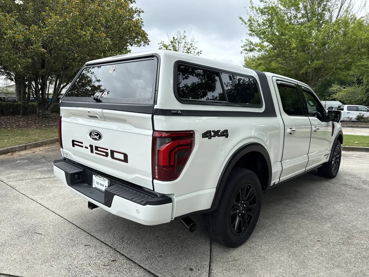 2024 Ford F-150 Platinum thumbnail 7