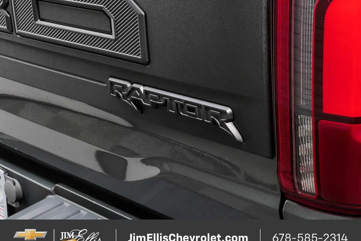 2024 Ford F-150 Raptor thumbnail 36