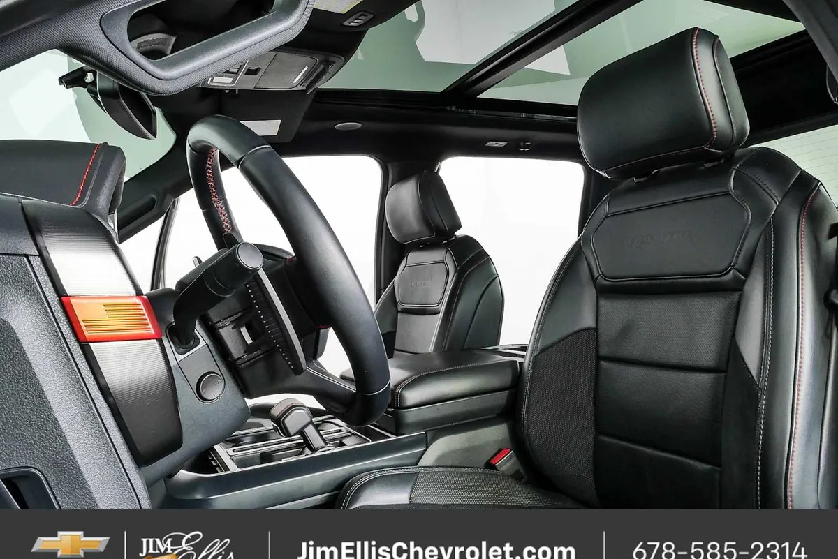 2024 Ford F-150 Raptor thumbnail 5