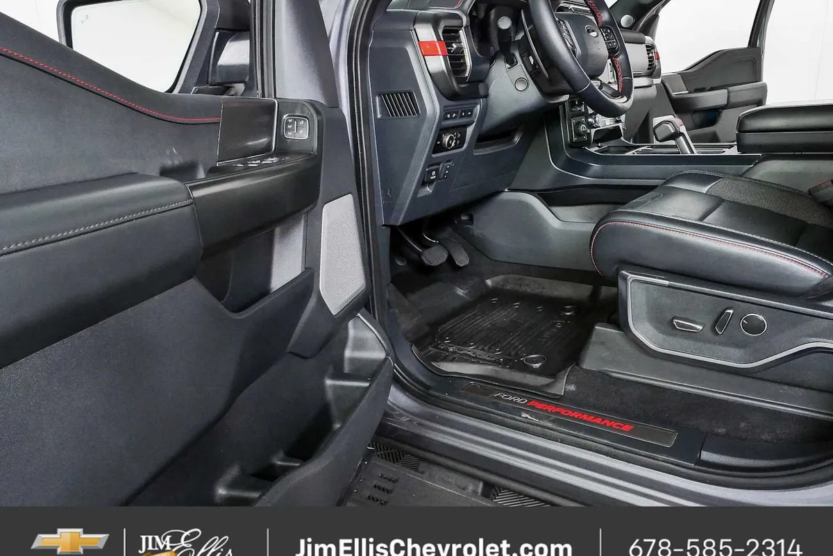 2024 Ford F-150 Raptor thumbnail 8