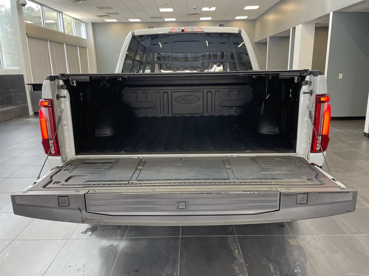 2024 Ford F-150 Raptor thumbnail 40