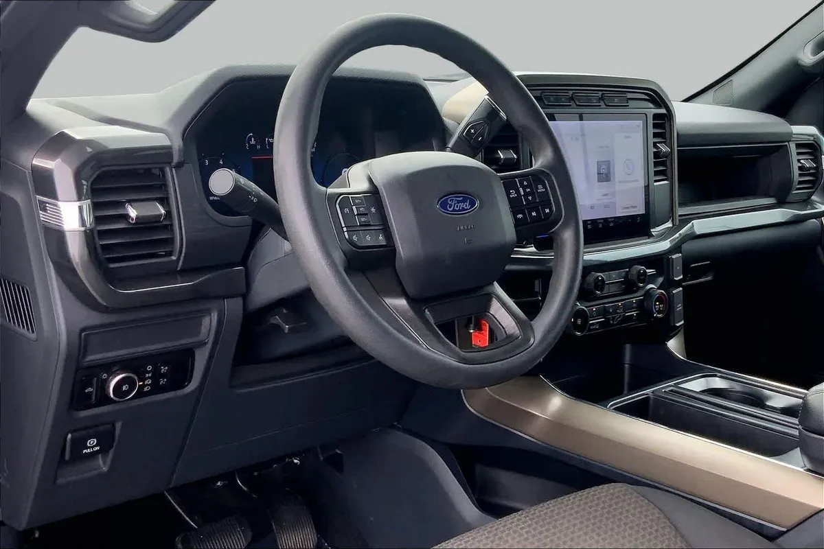 2024 Ford F-150 STX thumbnail 16