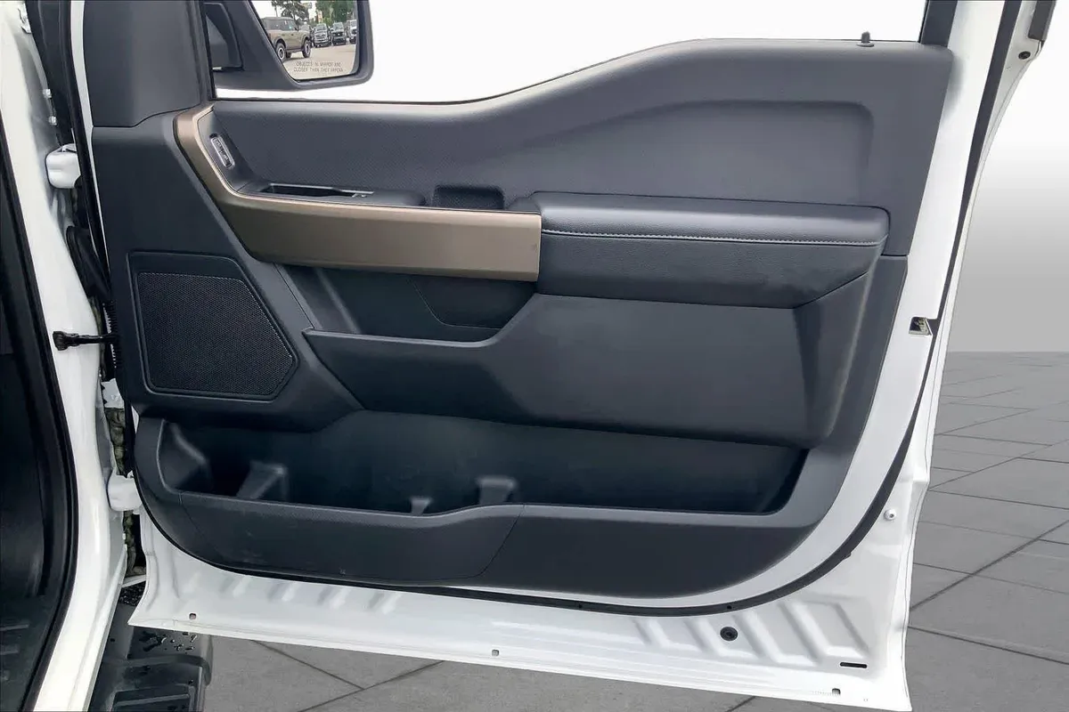 2024 Ford F-150 STX thumbnail 21