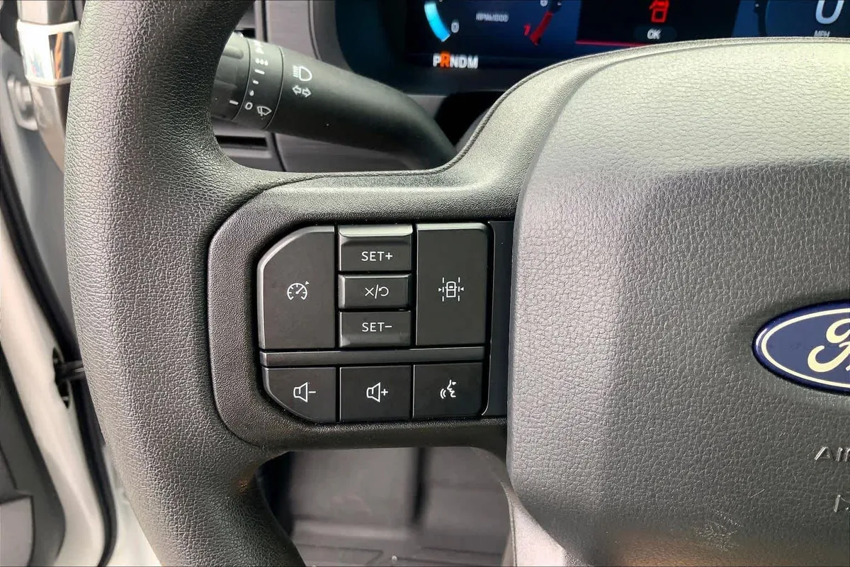 2024 Ford F-150 STX thumbnail 22