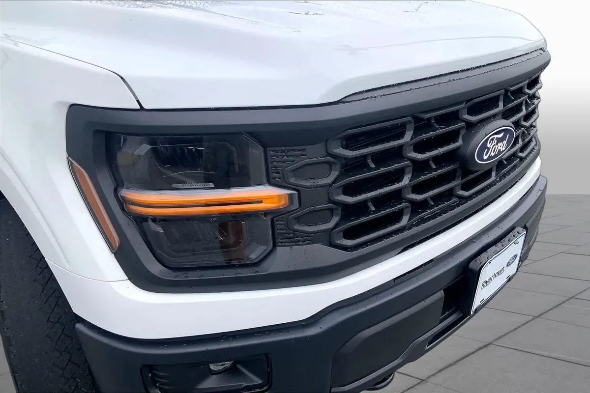 2024 Ford F-150 STX thumbnail 28