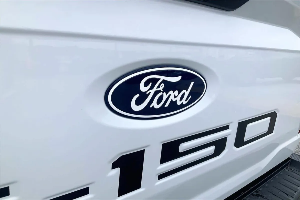 2024 Ford F-150 STX thumbnail 29