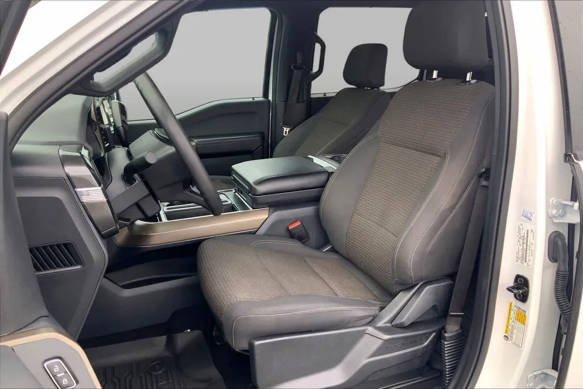 2024 Ford F-150 STX thumbnail 8