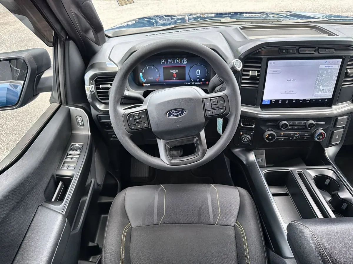 2024 Ford F-150 STX thumbnail 10