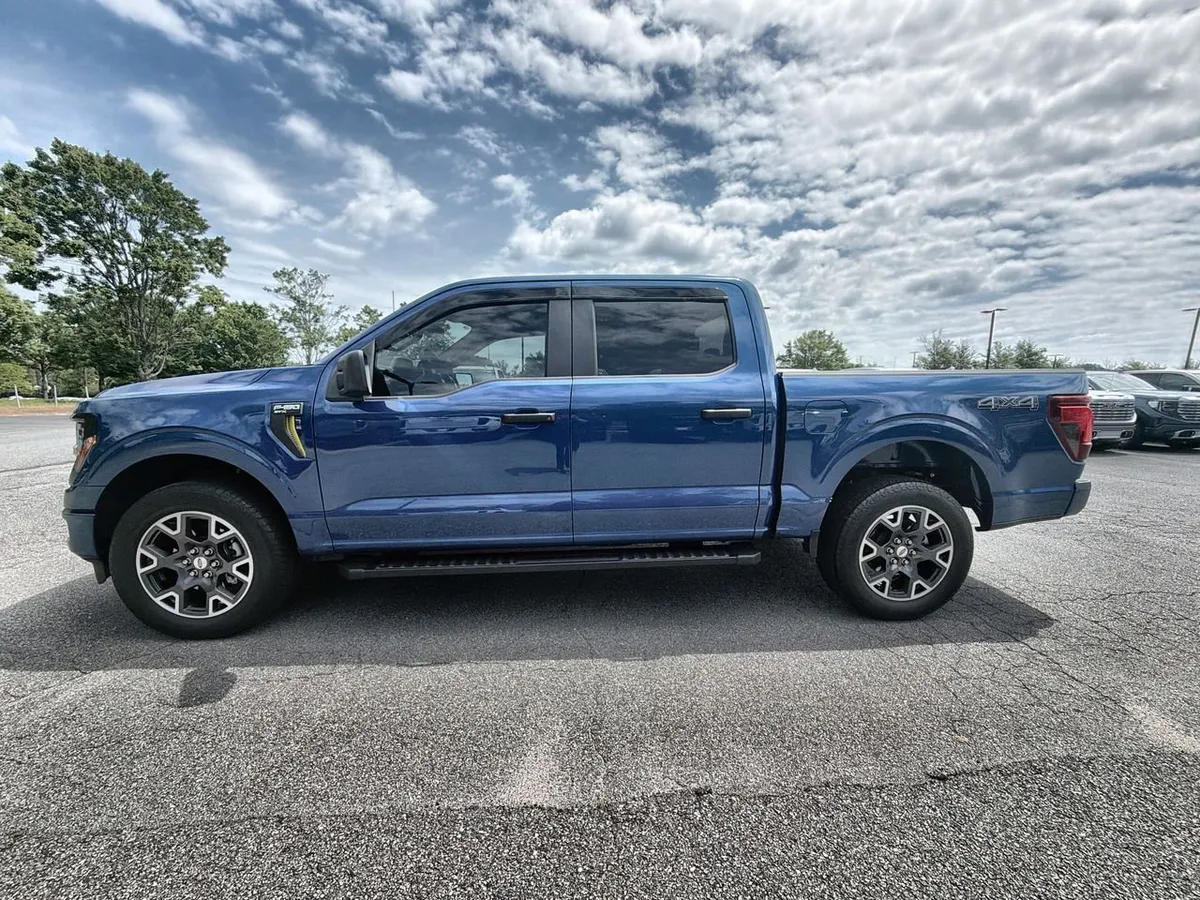 2024 Ford F-150 STX thumbnail 5