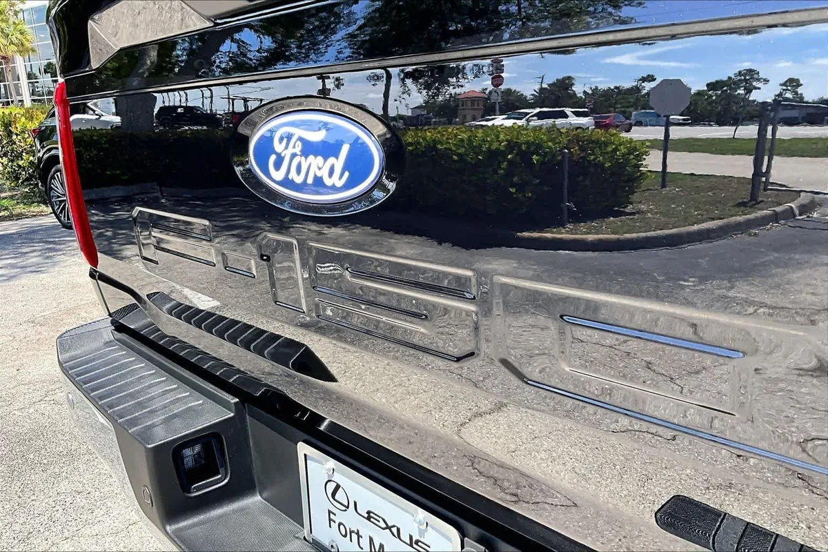 2024 Ford F-150 XL thumbnail 10
