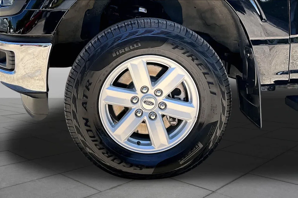 2024 Ford F-150 XL thumbnail 11