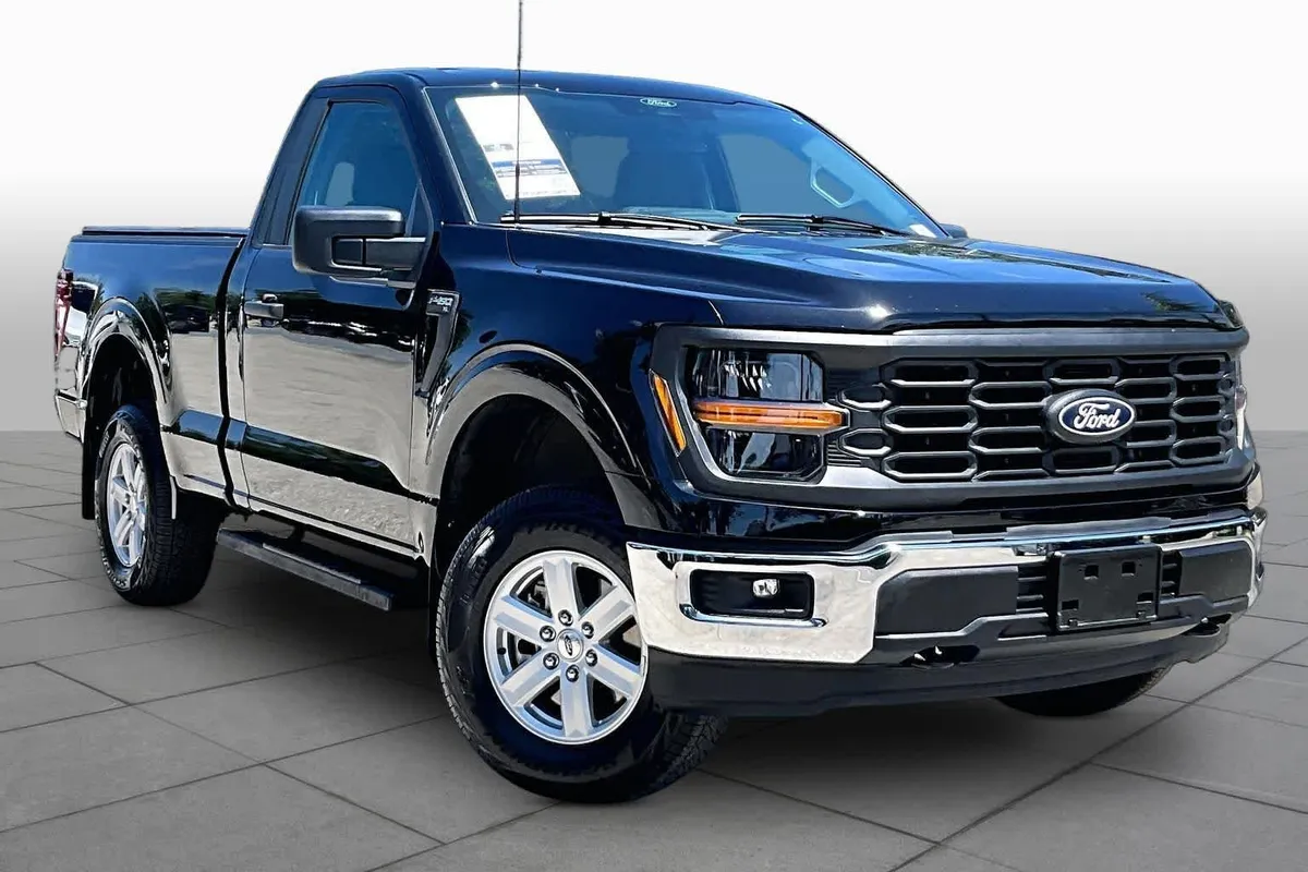 2024 Ford F-150 XL thumbnail 3