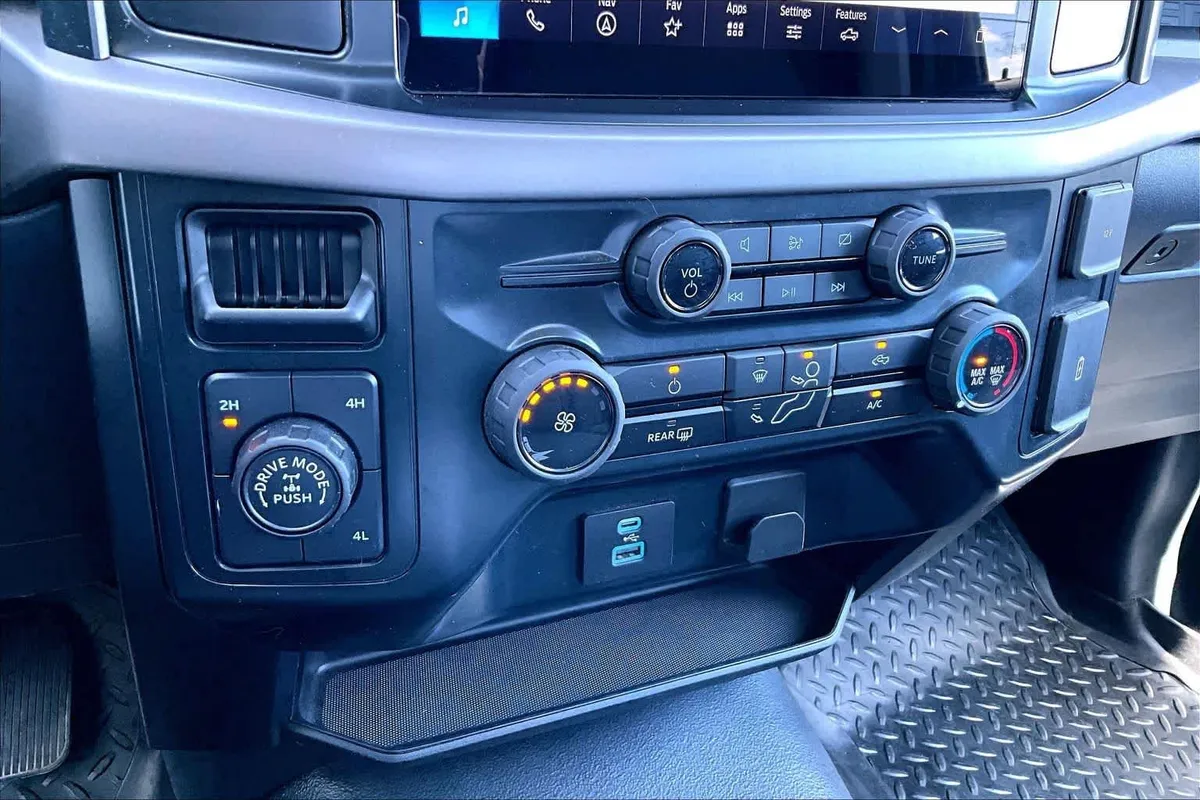 2024 Ford F-150 XL thumbnail 30