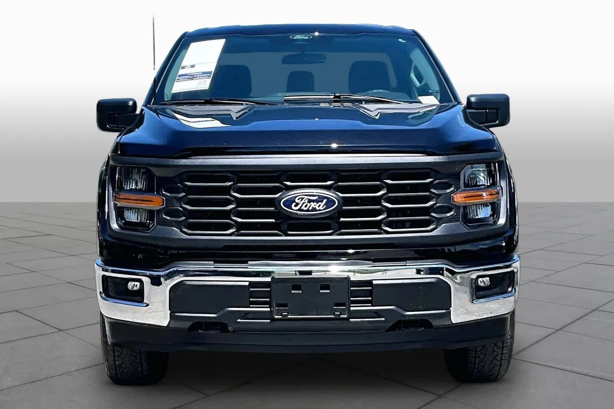 2024 Ford F-150 XL thumbnail 4