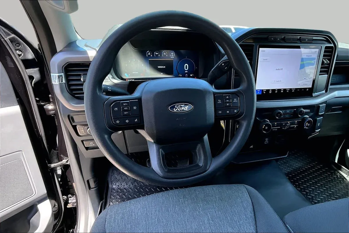 2024 Ford F-150 XL thumbnail 6