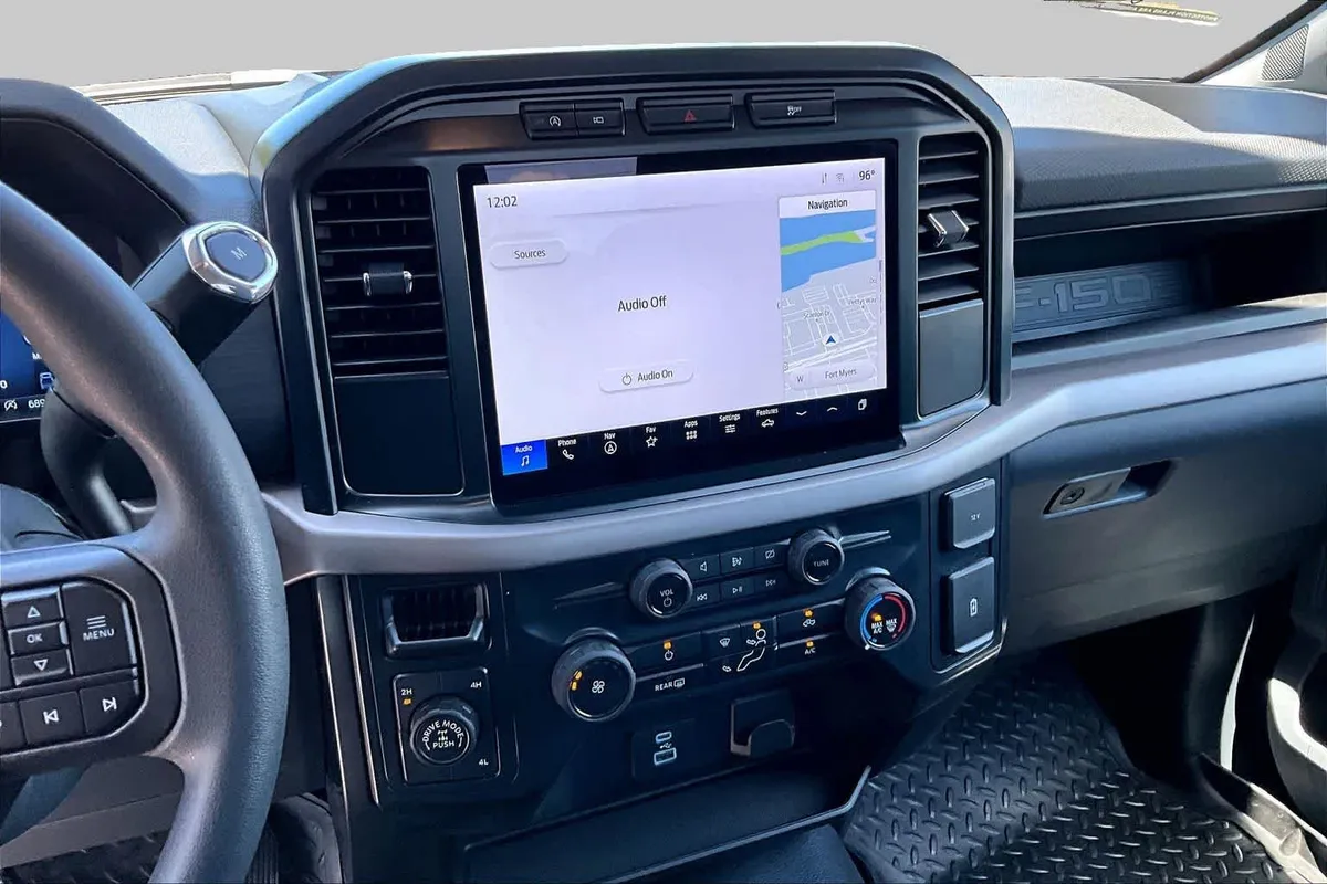 2024 Ford F-150 XL thumbnail 7